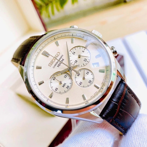 Đồng Hồ Nam Dây Da SEIKO Quartz SSB293P1 | Kính Hardlex