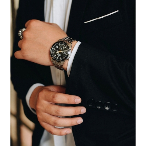 Đồng hồ nam Casio EDIFICE EFV-540D-1A9VUDF