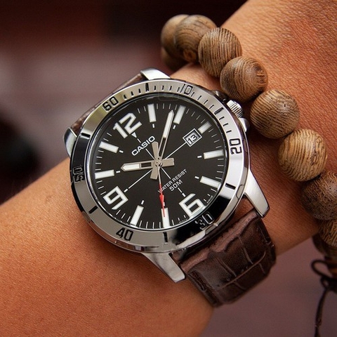 CASIO STANDARD MTP-VD01L-1BVUDF Dây Da | MTP-VD01L-1B