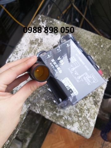 bộ hạ nguồn dc từ 24v xuống 12v chân tẩu thuốc trên oto