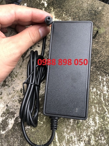 sạc 9v 4000ma loại tốt