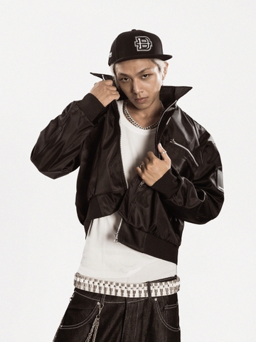 áo khoác bomber nữ nam local brand màu đen vải dù