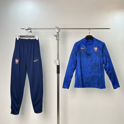 BỘ NỈ PHÁP XANH WC 2026