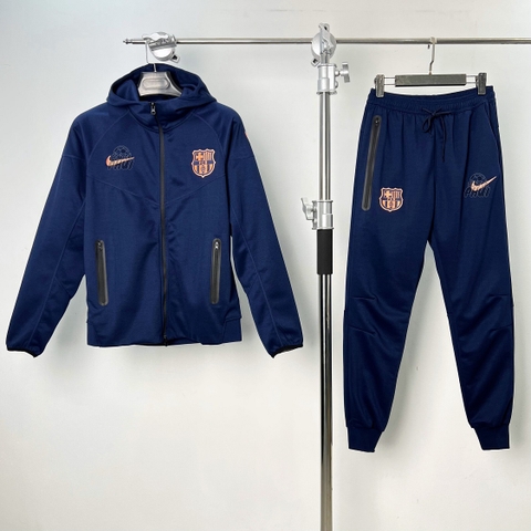 BỘ KHOÁC MŨ BARCA THAN 2025