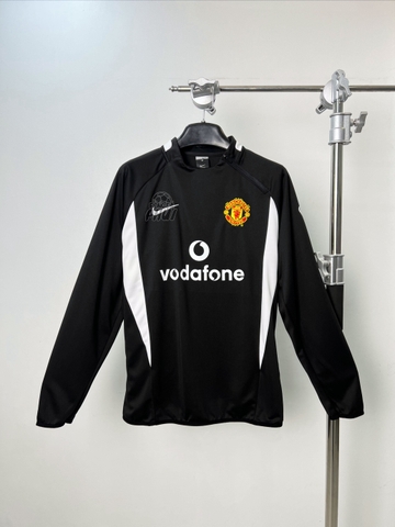 ÁO NỈ MU ĐEN 2002