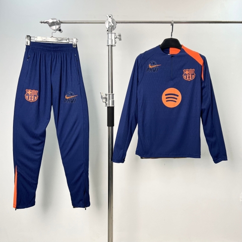 BỘ NỈ BARCA XANH 2025