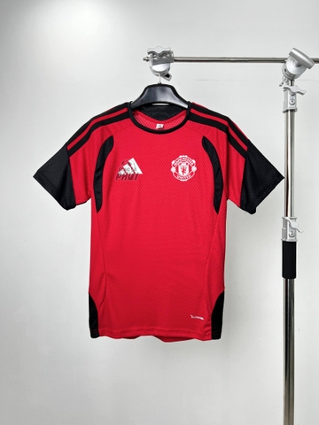 ÁO TẬP MU ĐỎ PLAYER 2026