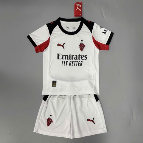 BỘ TE AC TRẮNG 2025