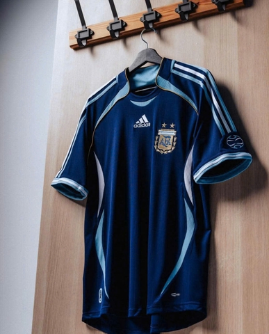 ÁO RETRO ARGEN XANH 2006