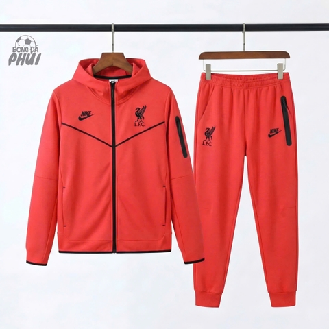 BỘ KHOÁC MŨ LIVER CAM 2025