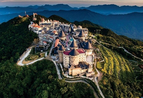  DA NANG – BA NA HILLS – DISCOVER THE GOLDEN BRIDGE