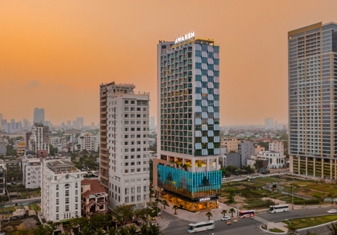 Awaken Hotel Danang