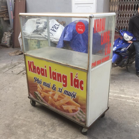 Xe đẩy khoai tây