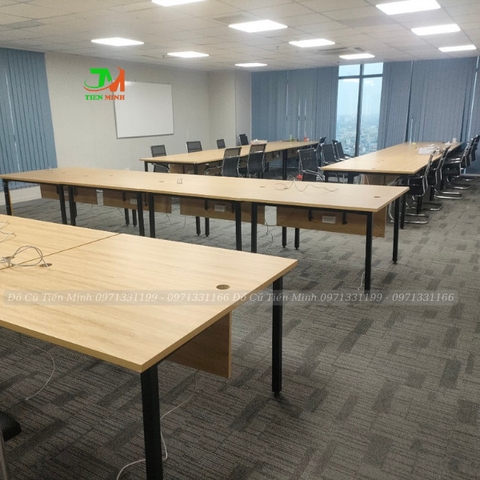 Thanh Lý bàn làm việc chân sắt mặt gỗ