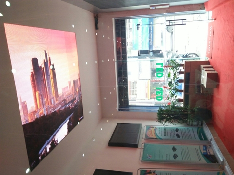 Cận cảnh màn hình led P4 full indoor đặt tại công ty Led Sơn Lâm - Hà Nội