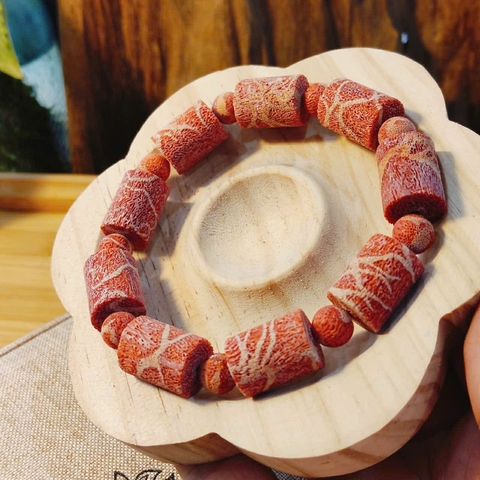 Vòng Tay San Hô Đỏ Tự Nhiên Đốt Trúc 12mm Để Mộc 100%