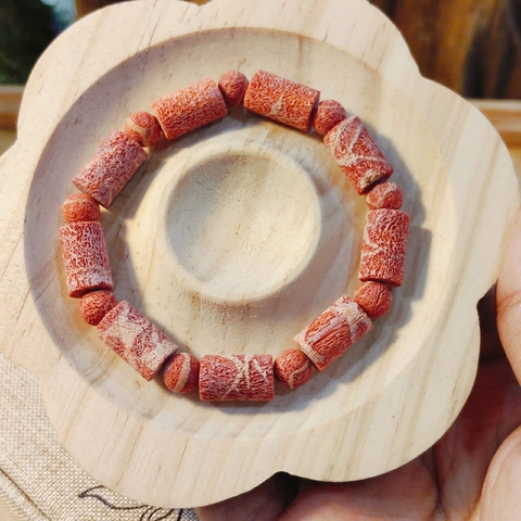 Vòng Tay San Hô Đỏ Tự Nhiên Đốt Trúc 8mm Để Mộc 100%