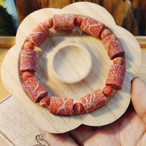 Vòng Tay San Hô Đỏ Tự Nhiên Đốt Trúc 12mm Để Mộc 100%