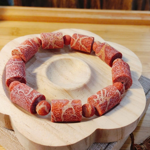 Vòng Tay San Hô Đỏ Tự Nhiên Đốt Trúc 12mm Để Mộc 100%