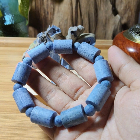 Vòng San Hô Xanh Tự Nhiên Đốt Trúc 12mm Để Mộc 100%