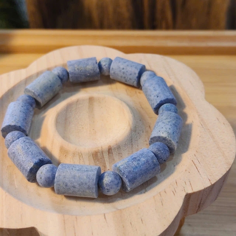 Vòng San Hô Xanh Tự Nhiên Đốt Trúc 10mm Để Mộc 100%