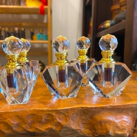 Tinh Dầu Trầm Hương Nguyên Chất 100% Việt Nam Chai 1ml