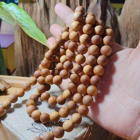 Chuỗi Vòng 108 Hạt Gỗ Đàn Hương Ấn Độ 10mm Vip