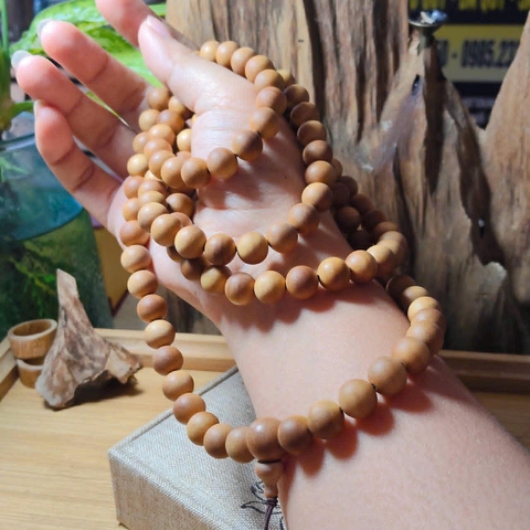 Chuỗi Vòng 108 Hạt Gỗ Đàn Hương Ấn Độ 8mm Vip
