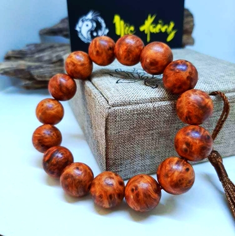 Vòng Gỗ Nu Hoa Huyết Long 16mm Chọn Vân Già