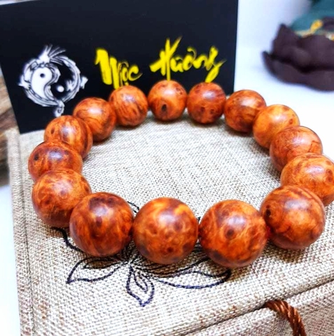 Vòng Gỗ Nu Hoa Huyết Long 16mm Chọn Vân Già