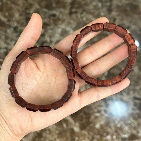 Vòng Gỗ Tử Đàn Ấn Độ Bản Vuông 16mm Vip