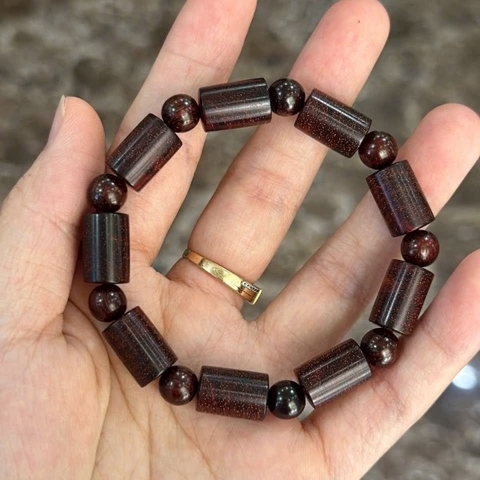 Vòng Gỗ Tiểu Diệp Tử Đàn Ấn Độ Đốt Trúc 10mm VIP