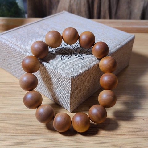 Vòng Gỗ Đàn Hương Ấn Độ 100 Năm Tuổi 14mm