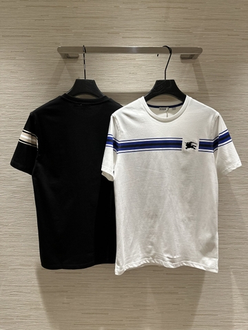 Áo phông T shirt Burberry logo ngựa ngực kẻ ngang Like Auth on web