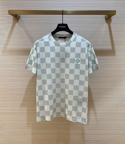 Áo phông T shirt Louis Vuitton kẻ sọc caro phối họa tiết logo ngực Like Auth on web