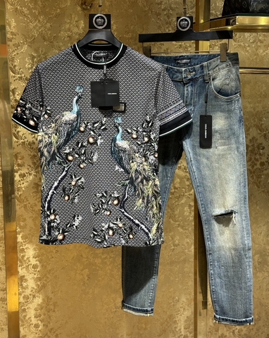 Áo phông T shirt Dolce Gabbana họa tiết đôi Công tag vuông ngực Like Auth on web
