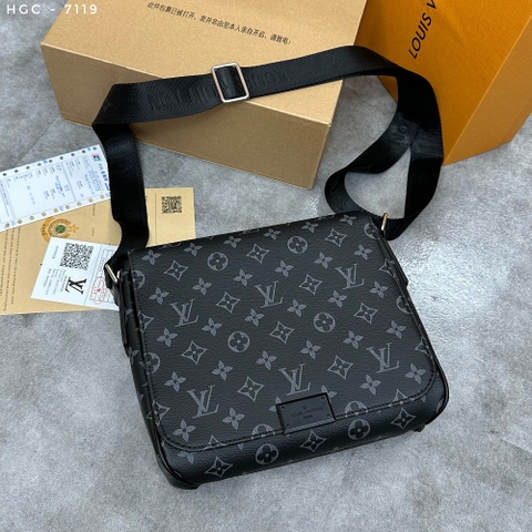 Túi cặp đeo chéo Louis Vuitton Messenger Bag họa tiết monogram-caro new 2024 Like Auth on web fullbox bill thẻ