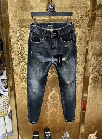 Quần Jean Dolce Gabbana rách mài logo tag vuông túi sau Like Auth 1-1 on web