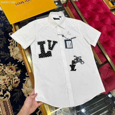 Áo sơ mi Louis Vuitton Trắng logo LV Thỏ đập búa wash ngực Like Auth 1-1 on web