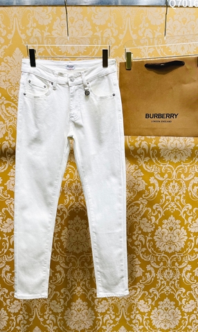 Quần Jean Burberry Trắng trơn logo TB tag túi sau new 2024 Like Auth 1-1 on web