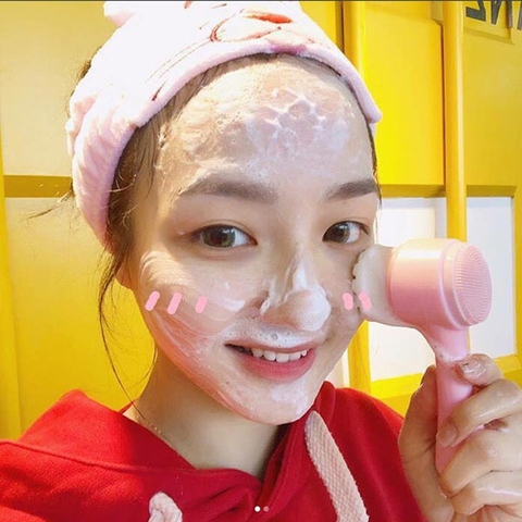 Cọ rửa mặt 2 đầu massage