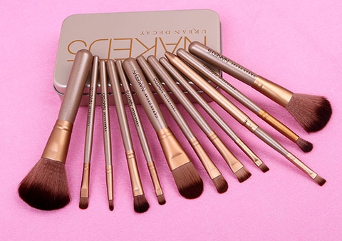 Bộ cọ trang điểm 12 cây Naked5