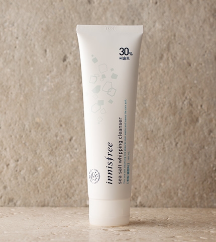 Sữa rửa mặt Innisfree Sea Salt Whipping Cleanser 30%