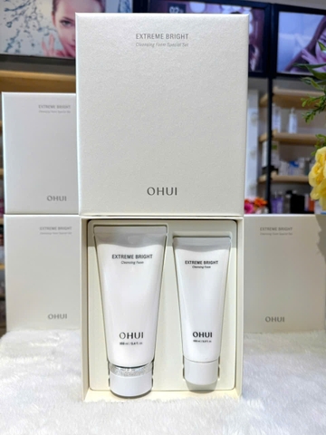 Sữa rửa mặt trắng da OHUI Extreme Bright Cleansing Foam Special Set
