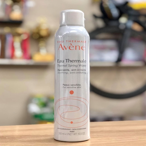 Xịt Khoáng làm dịu, tăng độ ẩm, căng bóng da Avène Thermal Spring Water 300ml
