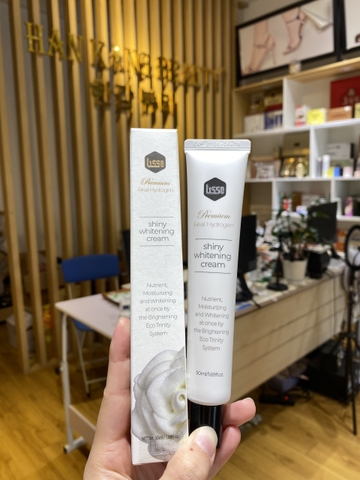 Kem dưỡng trắng khỏe da nâng tone Lisse Cream