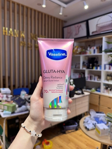 Sữa Dưỡng Thể Sáng Da Chuyên Sâu Ban Đêm Vaseline Gluta - Hya Dewy Radiance Serum Burst Lotion 70X 300ml