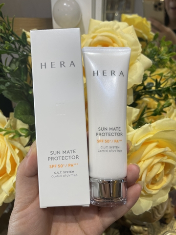 Kem chống nắng nâng tông, mịn, thoáng Hera Control of UV Sun Mate Protector SPF50+PA+++