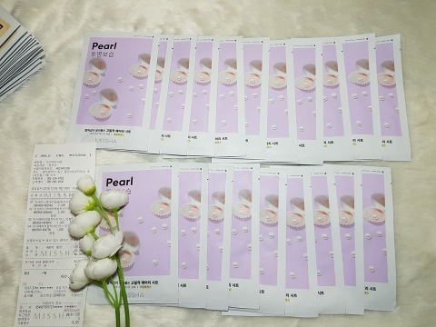 Mặt Nạ Miếng Dưỡng Da Chiết Xuất Từ Thiên Nhiên Missha Airy Fit Sheet Mask.