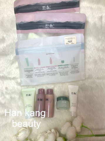 Bộ kit dưỡng trắng và chống lão hóa Hanyul.